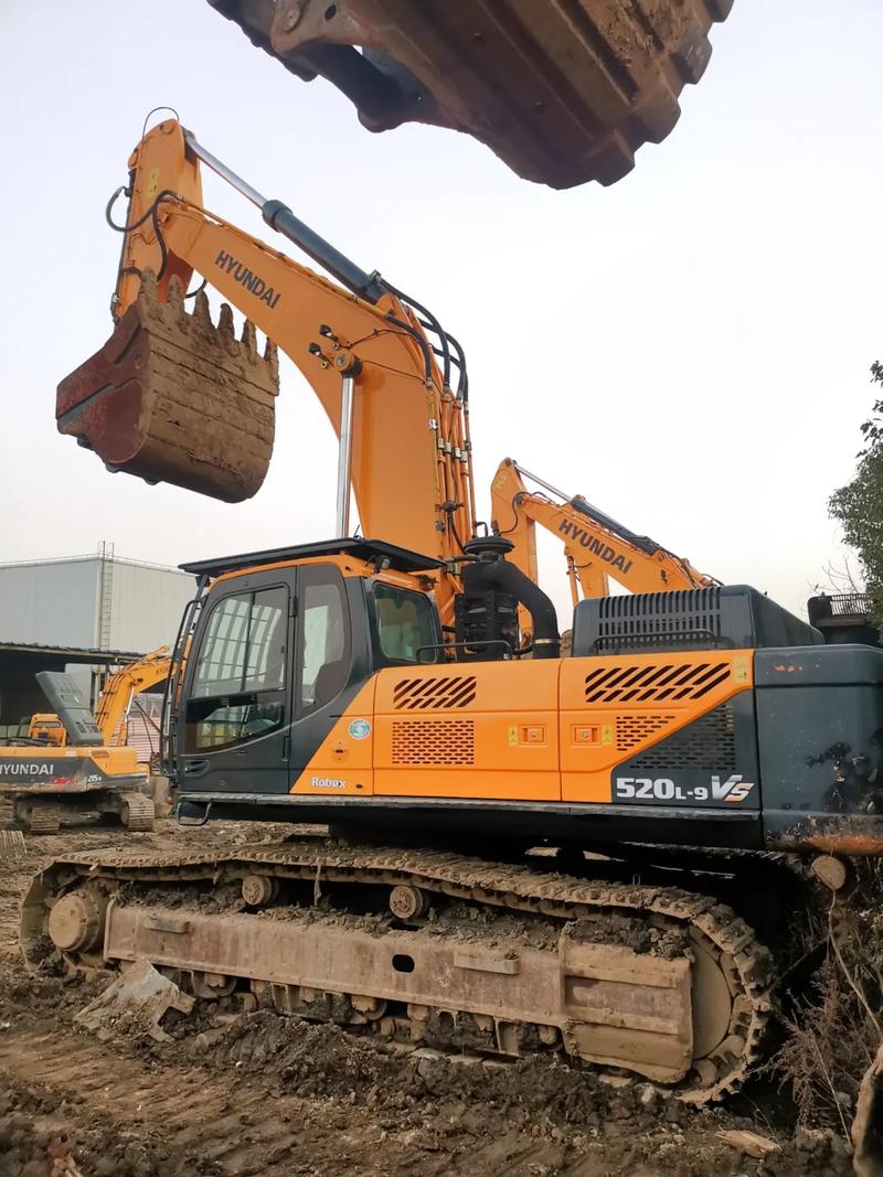 多台原装进口现代520挖掘机#挖掘机 #二手挖机 #现代挖掘