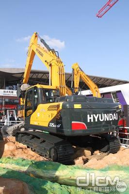 推陈出新 新产品应对新常态 宝马展新挖机盘点