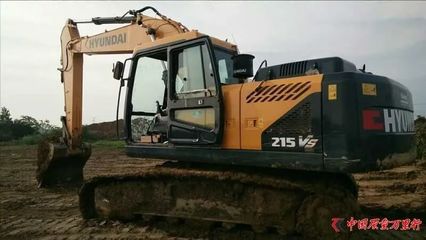 天恒伟业所售现代重工挖掘机漏液难解 消费者售后无门