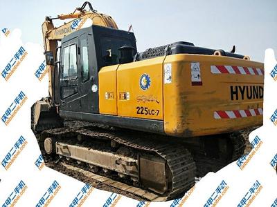 现代R215-7C挖掘机