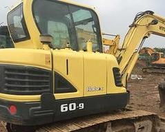现代r60 9挖掘机