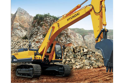 现代挖掘机 技术与效率的深度融合