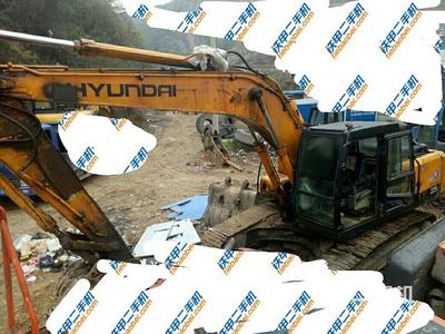 现代R215-7挖掘机 高效可靠的重型工程伙伴