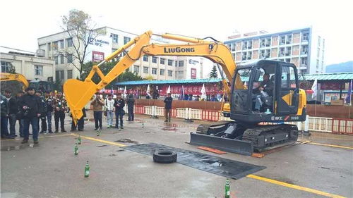 云南红塔区哪家强联系 现代 挖机培训