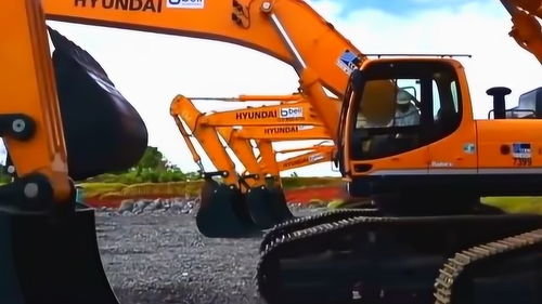 从旧款到520 现代挖掘机的强力蜕变